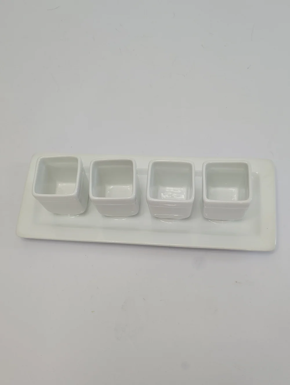Pier 1 Imports Tasting Party Set Of 4 Tasting Cups And 1 Tray Porcelain White